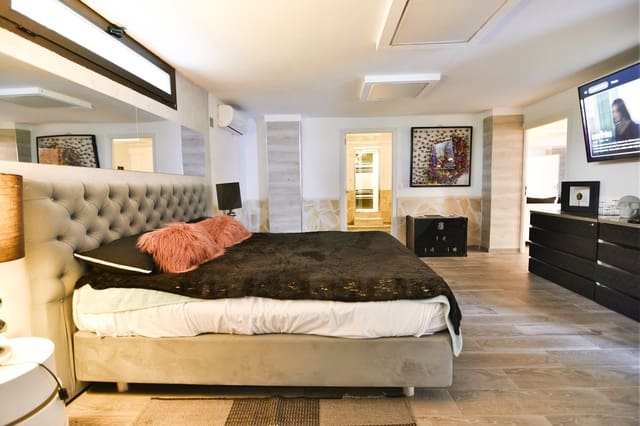 6 sovrum Kommersiell till salu i Ibiza stad - 1 200 000 € (Ref: 9987621)