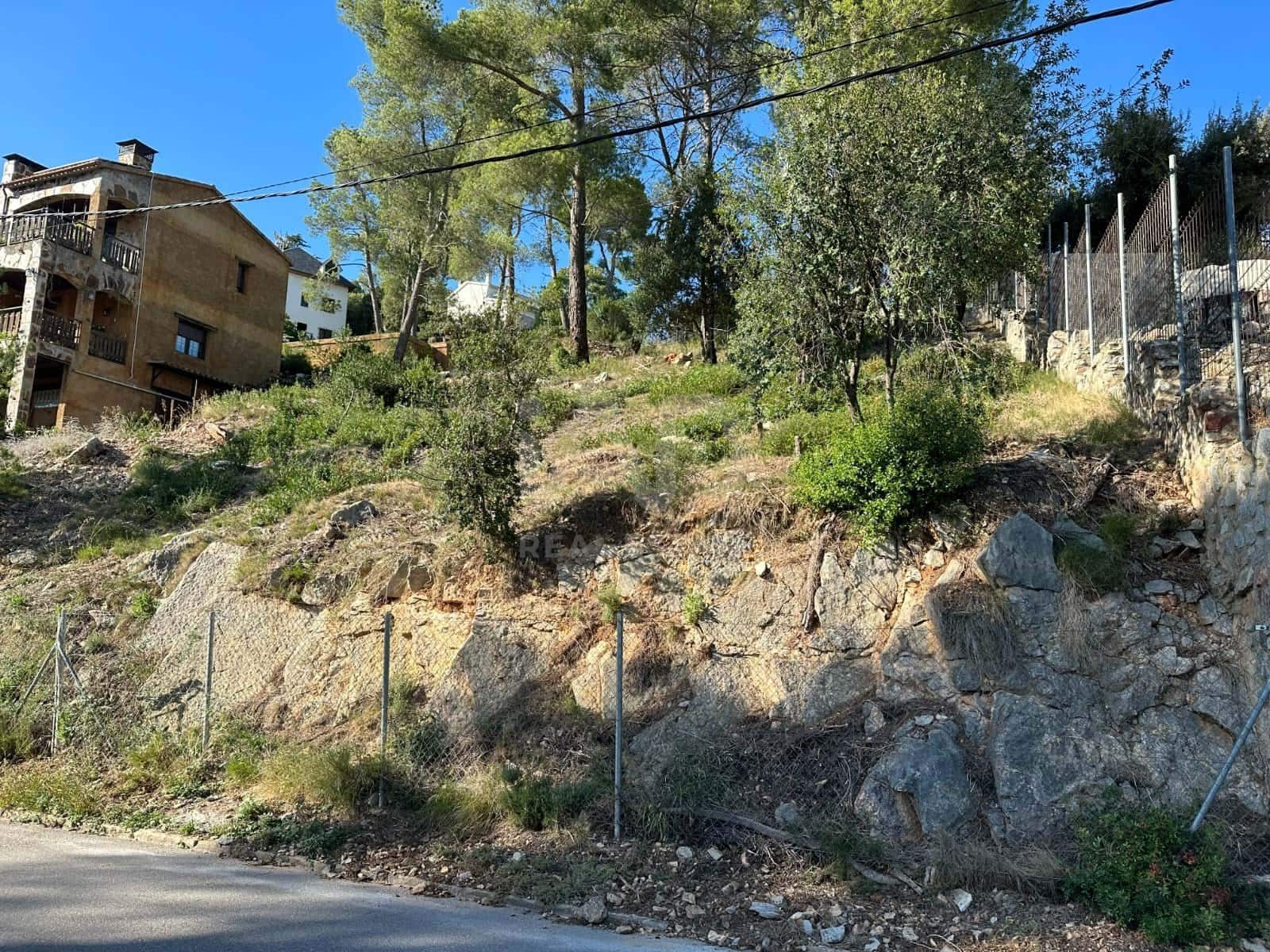 Grunde uden byggetilladelser til salg i Barcelona by - € 65.000 (Ref: 9987623)