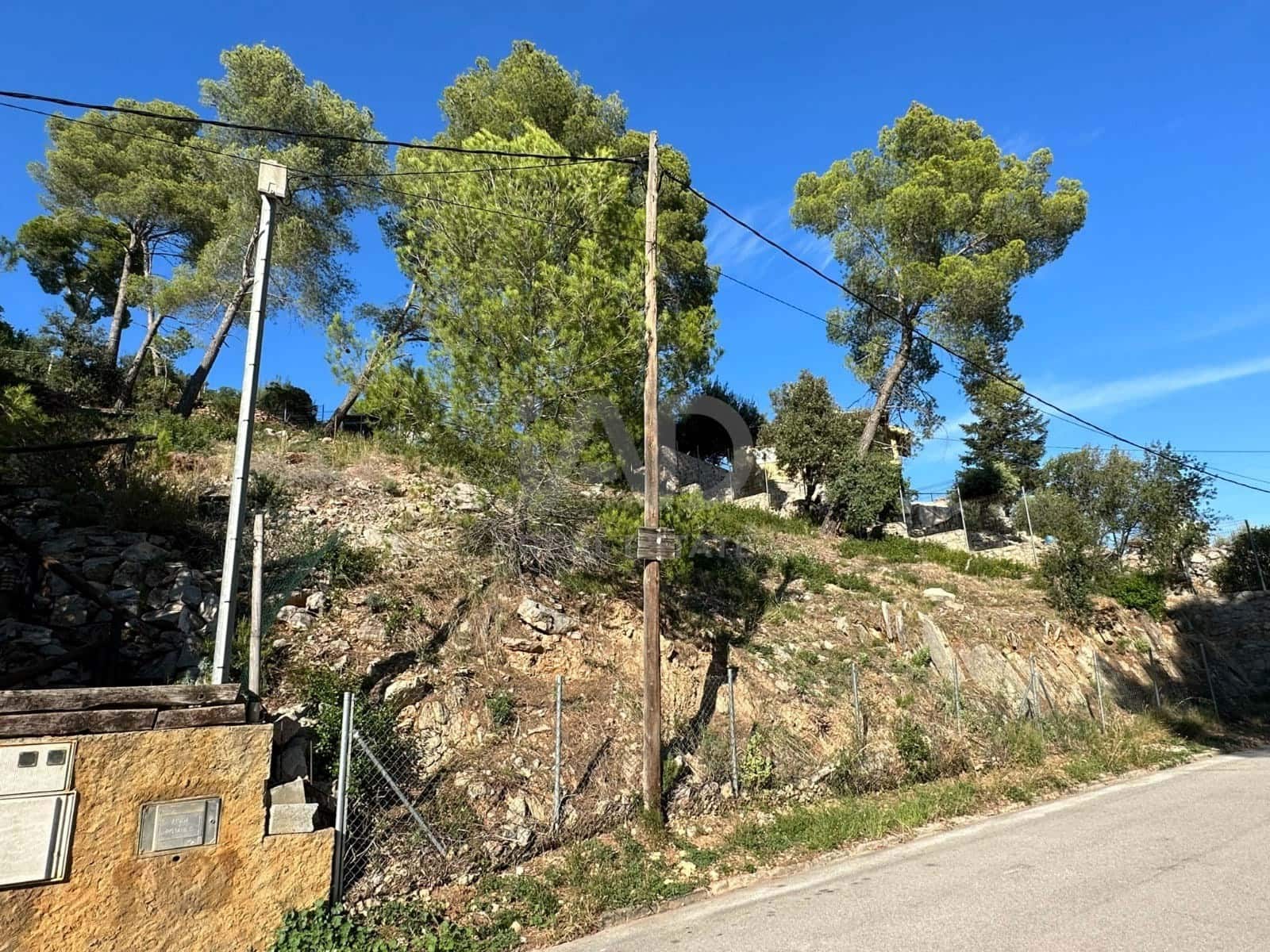 Grunde uden byggetilladelser til salg i Barcelona by - € 65.000 (Ref: 9987623)