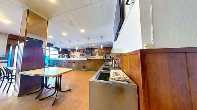 Kommersiell til salgs i Sabadell - € 207 260 (Ref: 9987628)