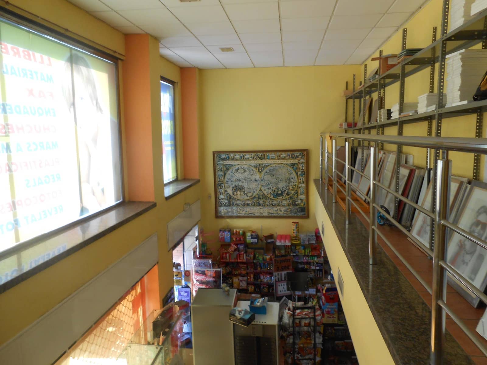 Commercial for sale in Girona city - € 340,000 (Ref: 9987630)