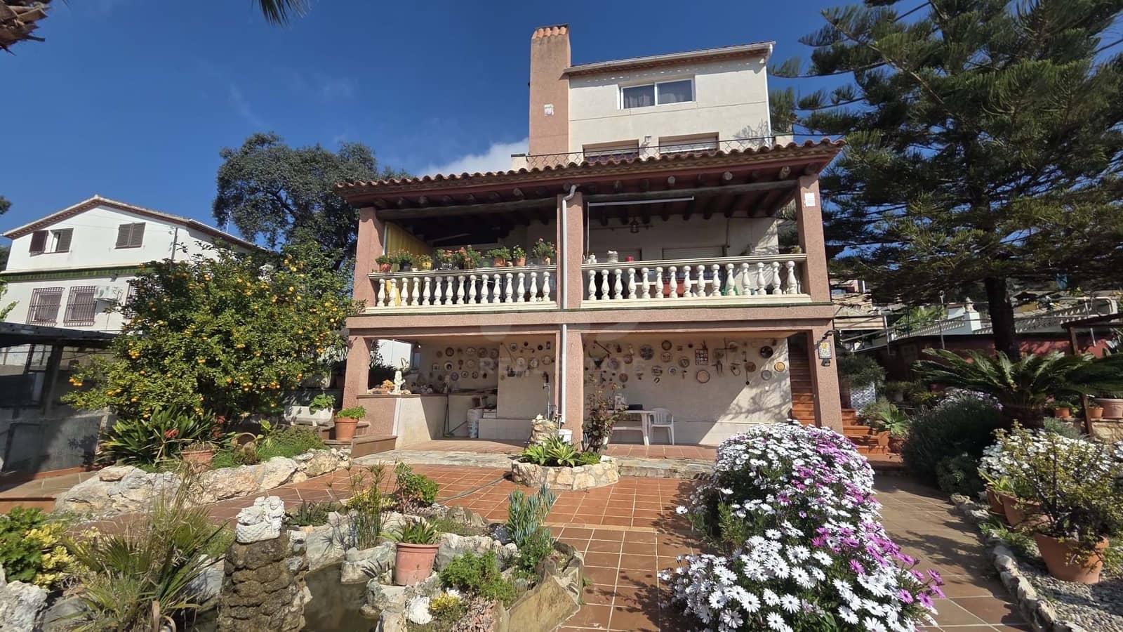 6 sypialnia Willa na sprzedaż w Miasto Tarragona z basenem garażem - 380 000 € (Ref: 9987631)