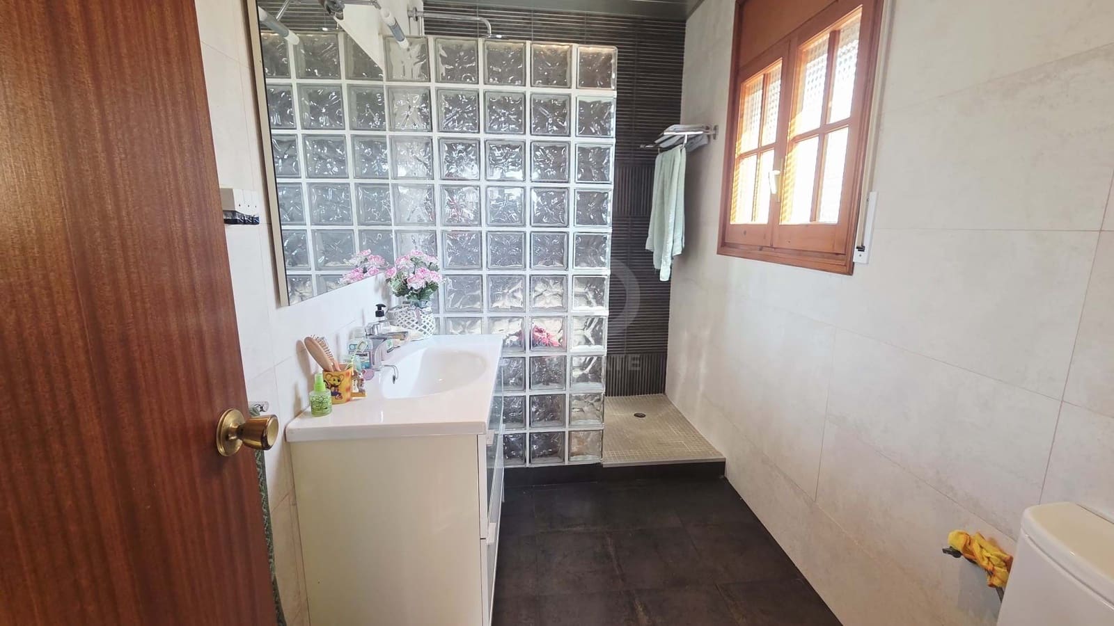 6 sypialnia Willa na sprzedaż w Miasto Tarragona z basenem garażem - 380 000 € (Ref: 9987631)
