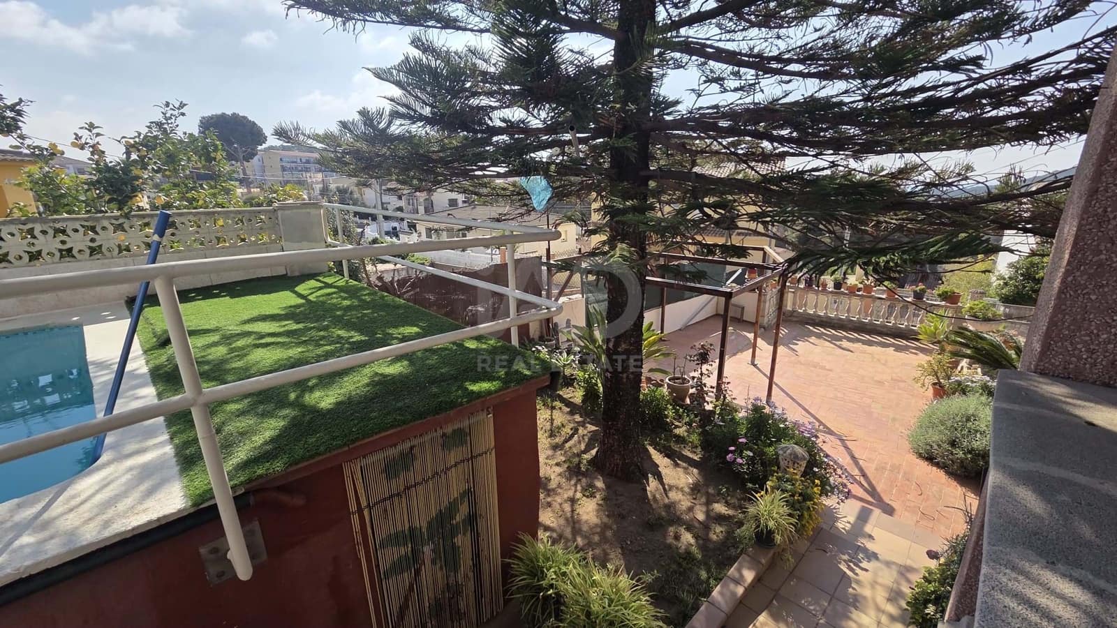 6 sypialnia Willa na sprzedaż w Miasto Tarragona z basenem garażem - 380 000 € (Ref: 9987631)