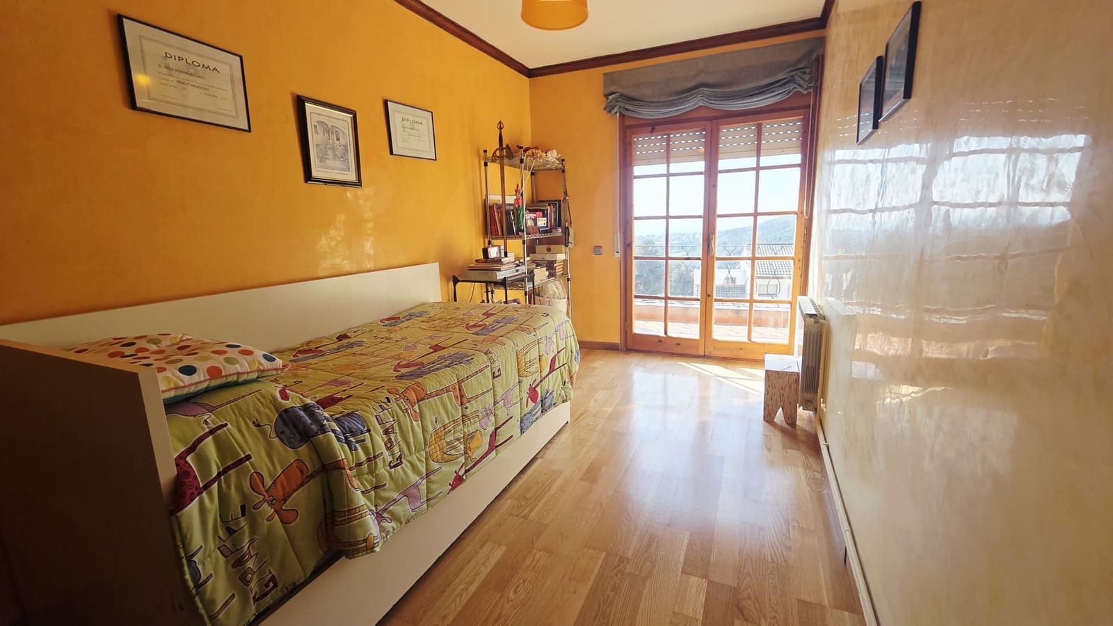 6 bedroom Villa for sale in Bellvei with pool garage - € 379,900 (Ref: 9987631)