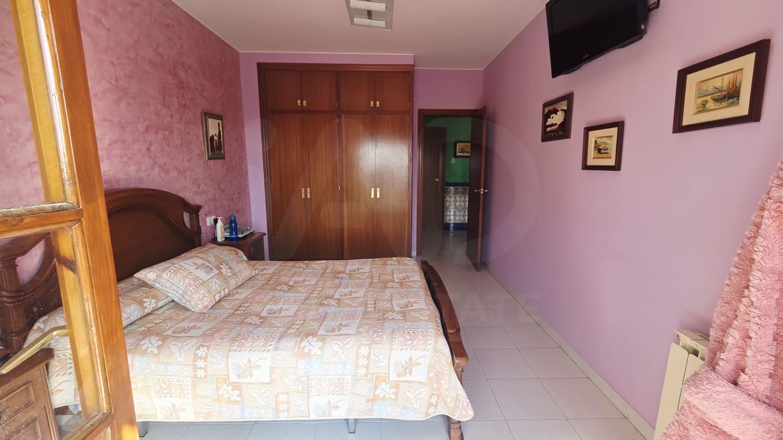 6 bedroom Villa for sale in Bellvei with pool garage - € 379,900 (Ref: 9987631)