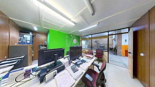 6 quarto Comercial para arrendar em Tarragona cidade - 4 100 € (Ref: 9987632)