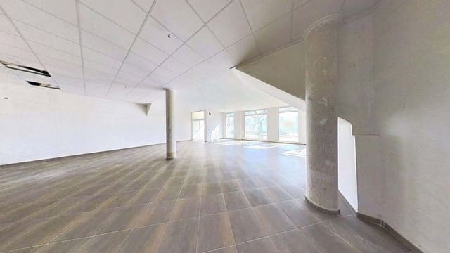 1 soveværelse Erhverv til leje i Alicante by - € 700 (Ref: 9987633)