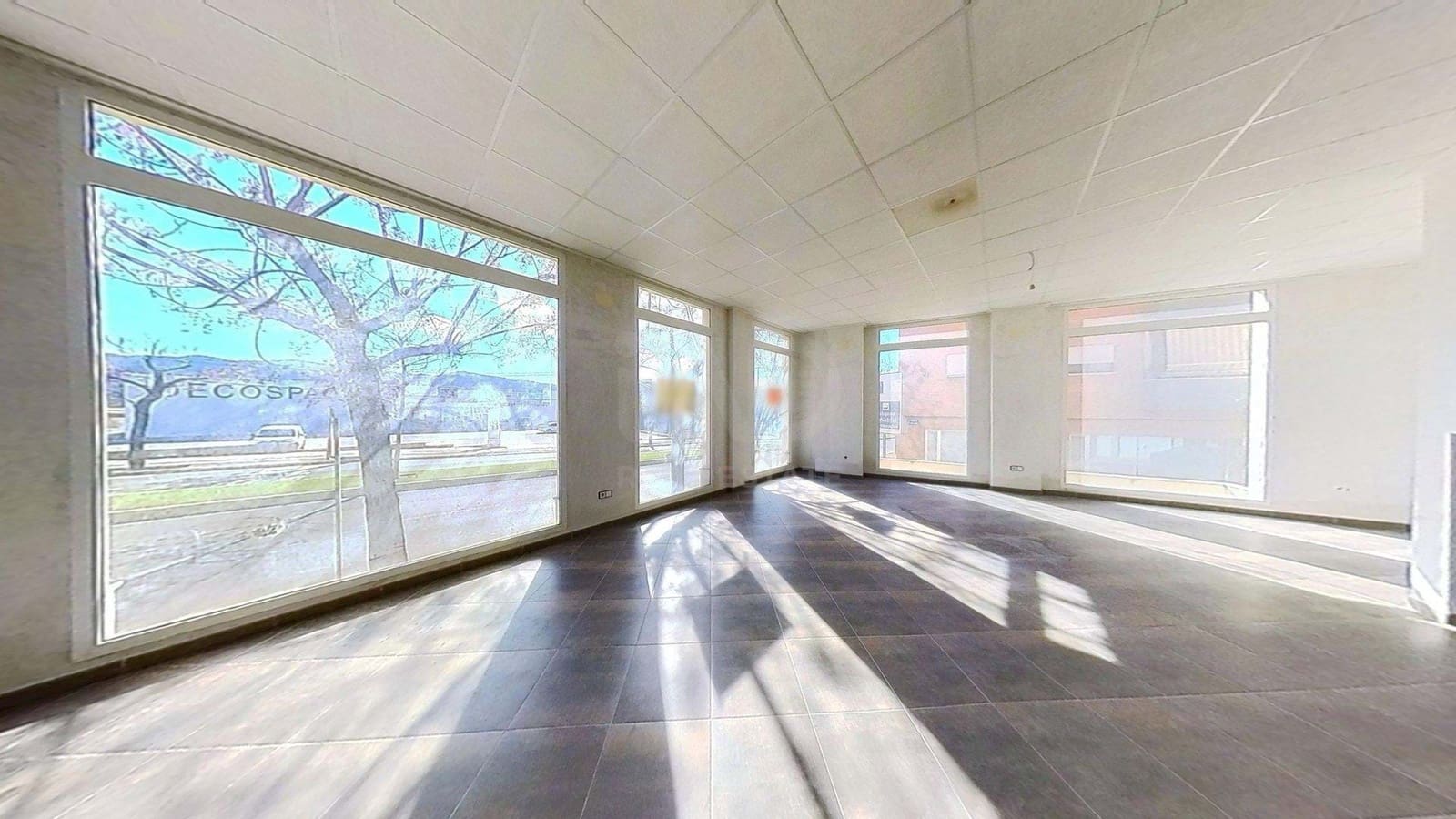 1 soveværelse Erhverv til leje i Alicante by - € 700 (Ref: 9987633)