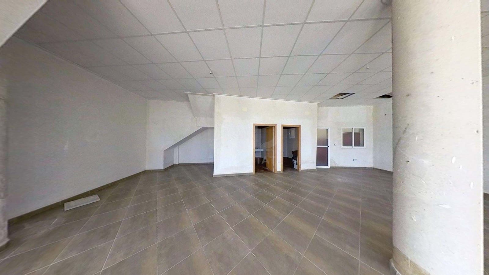 1 soveværelse Erhverv til leje i Alicante by - € 700 (Ref: 9987633)