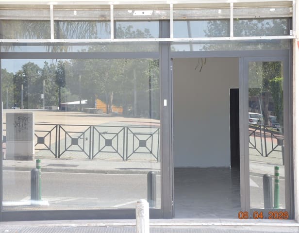 Erhverv til salg i Tarragona by - € 220.000 (Ref: 9987634)