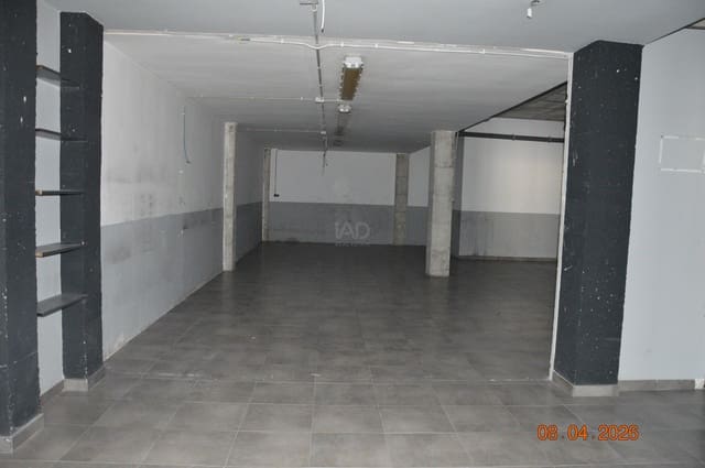 Erhverv til salg i Tarragona by - € 220.000 (Ref: 9987634)