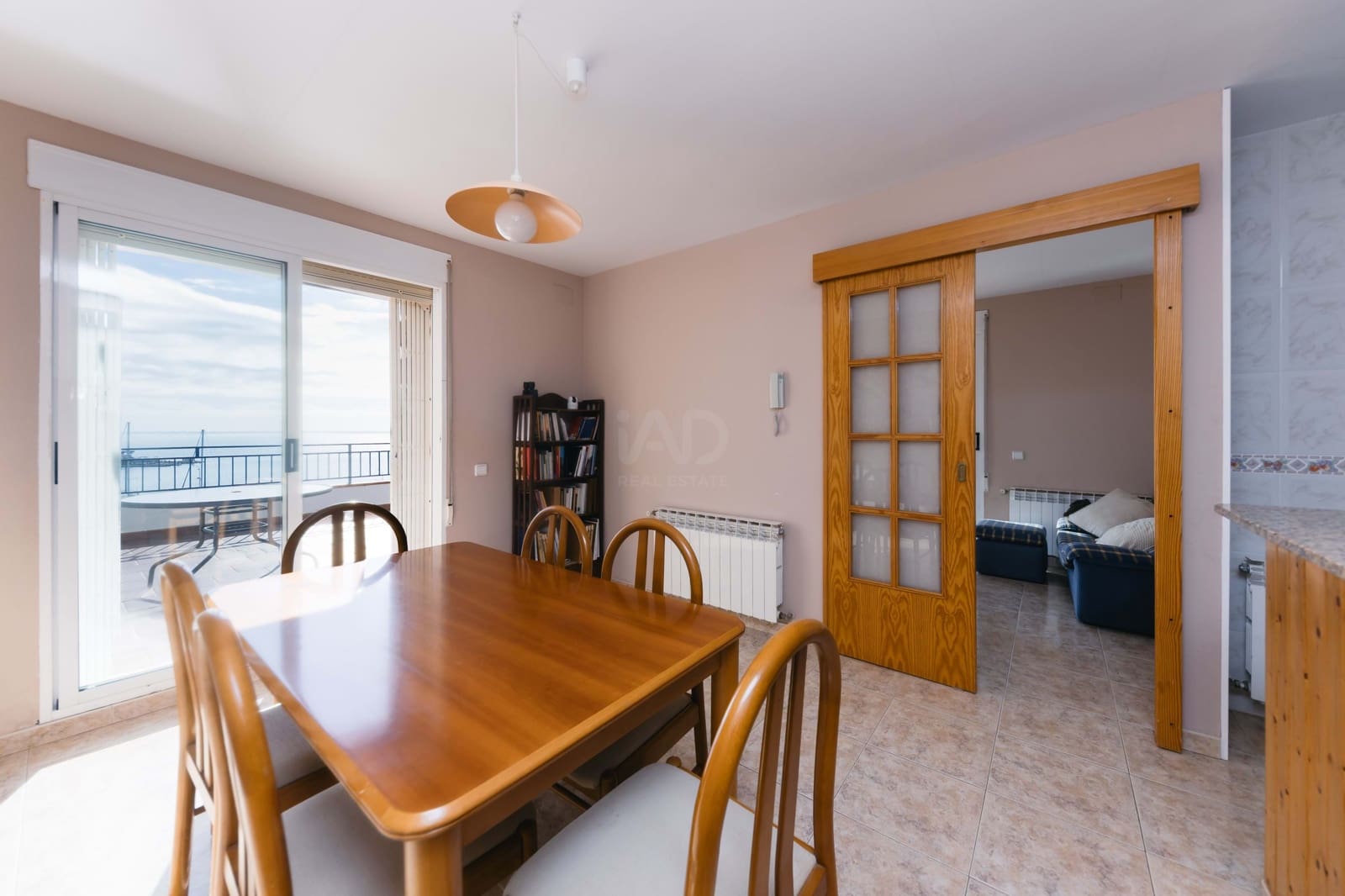 Kommersiell till salu i Tarragona stad med garage - 950 000 € (Ref: 9987635)