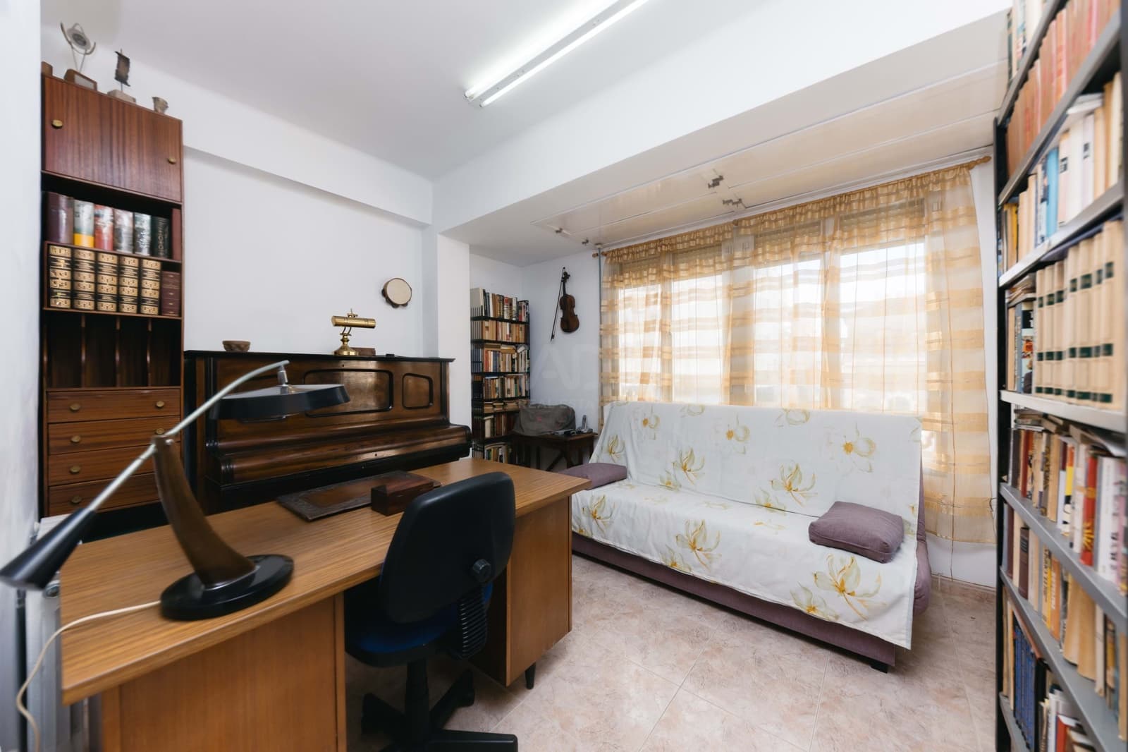 Kommersiell till salu i Tarragona stad med garage - 950 000 € (Ref: 9987635)