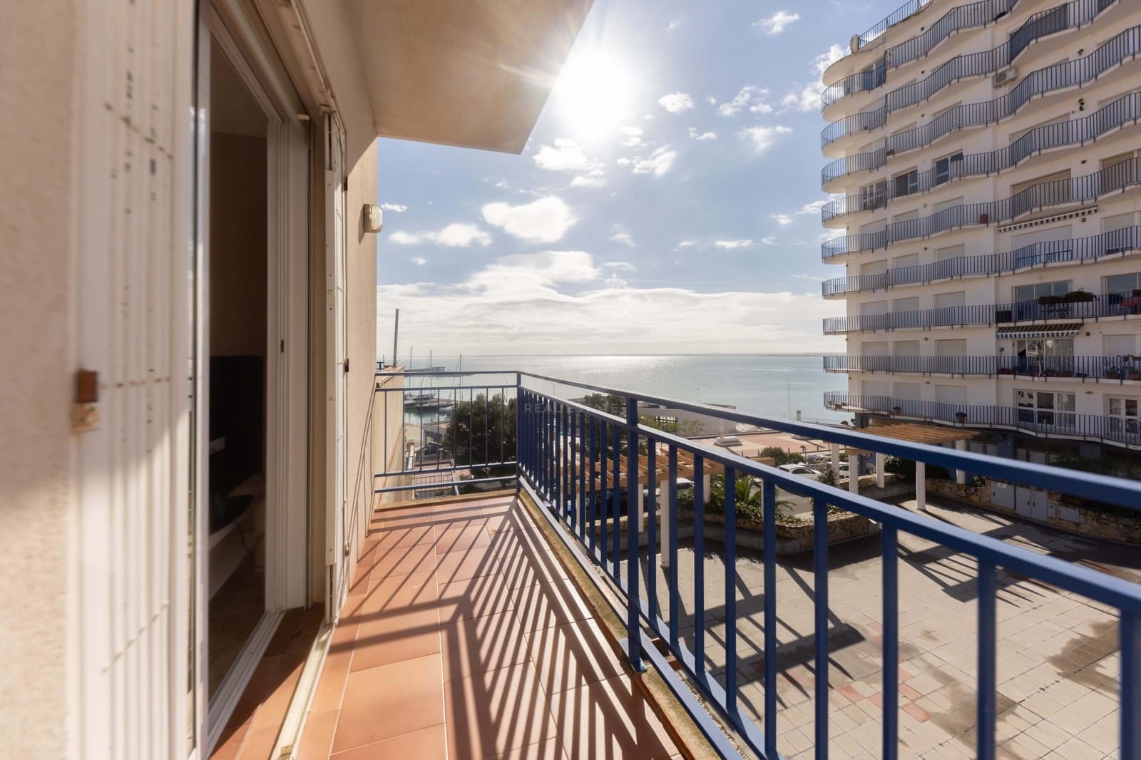 Kommersiell till salu i Tarragona stad med garage - 950 000 € (Ref: 9987635)