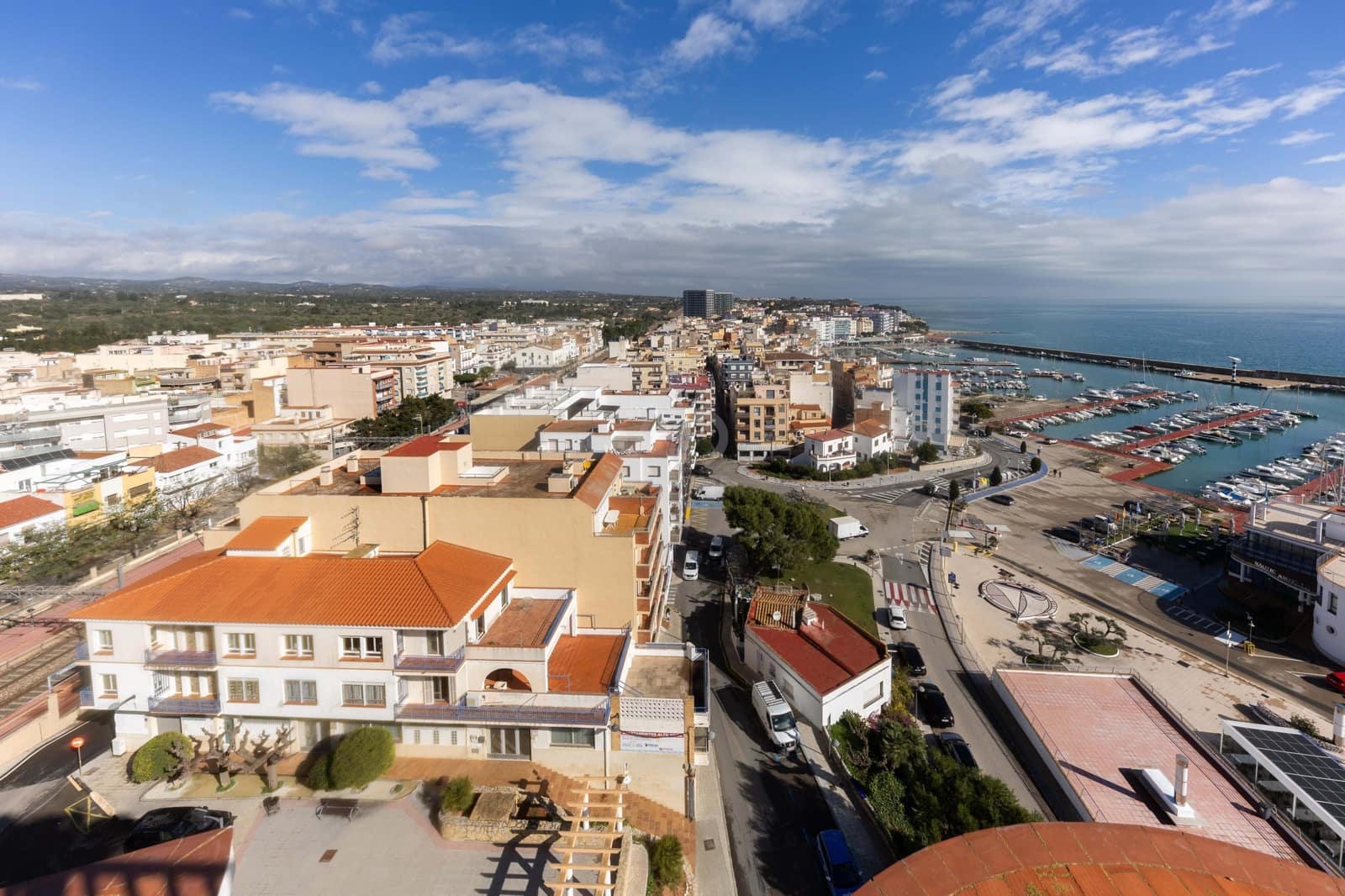 Kommersiell till salu i Tarragona stad med garage - 950 000 € (Ref: 9987635)