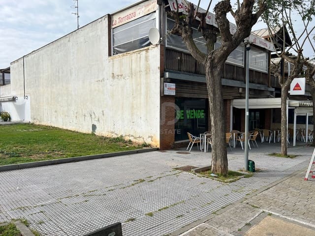 Commercieel te koop in Huelva stad - € 69.000 (Ref: 9987636)
