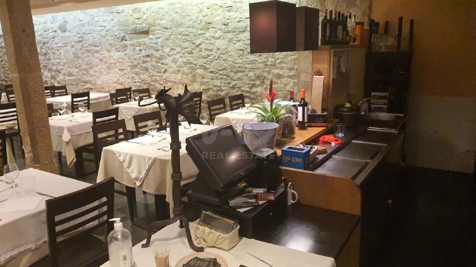 Kaupallinen myytävänä paikassa Tarragona kaupunki - 440 000 € (Ref: 9987640)