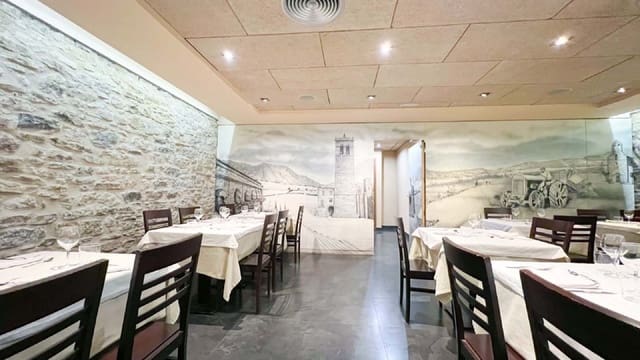 Comercial para venda em Santa Coloma de Queralt - 440 000 € (Ref: 9987640)