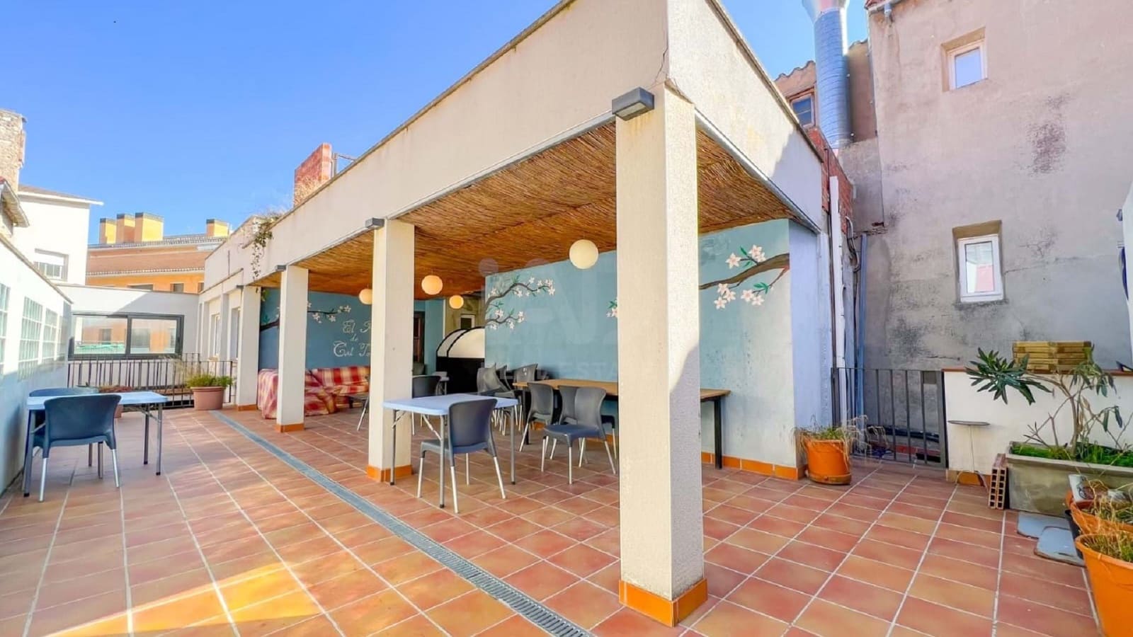 Kaupallinen myytävänä paikassa Tarragona kaupunki - 440 000 € (Ref: 9987640)