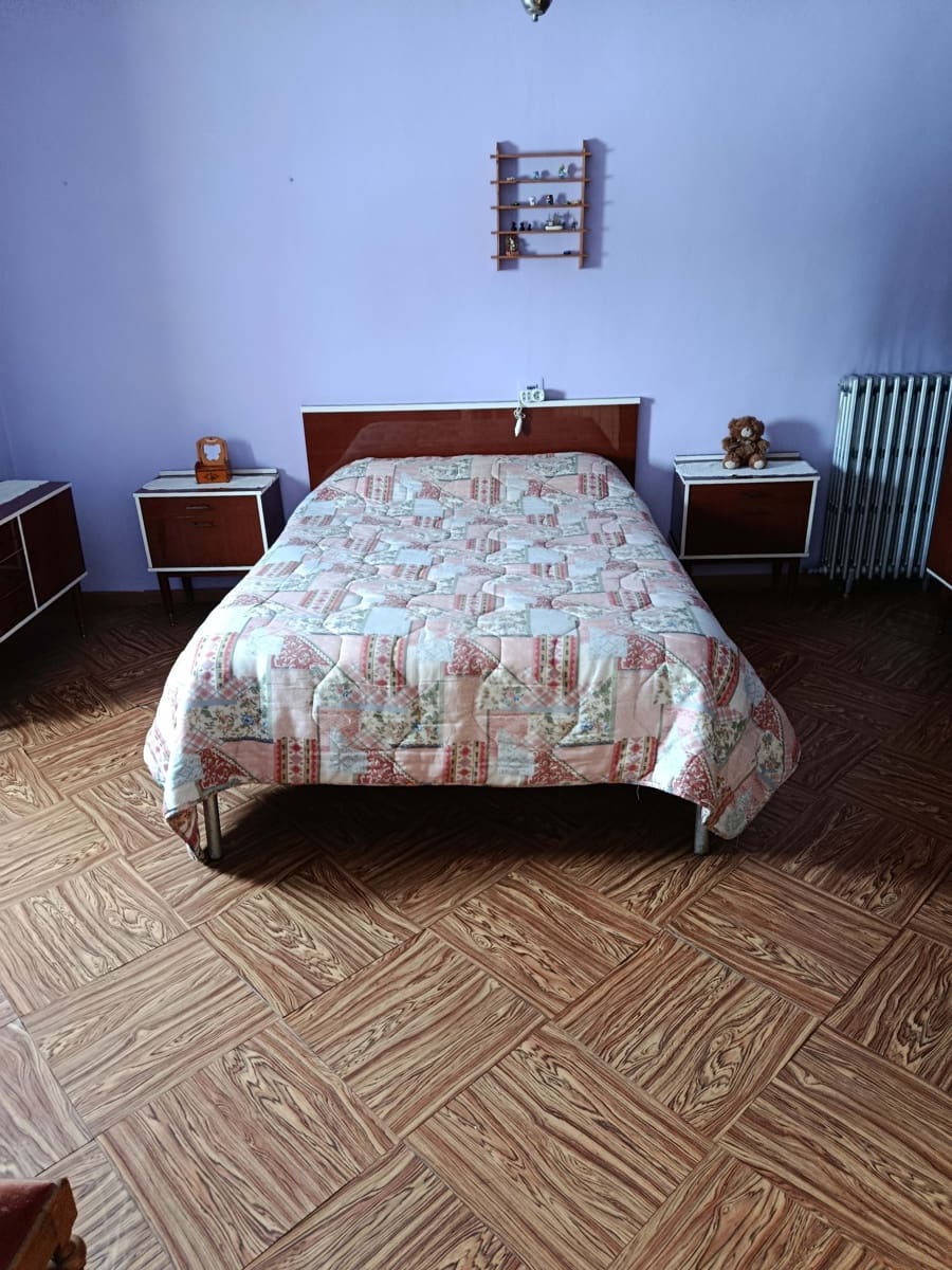 4 sovrum Villa till salu i Leon stad - 115 000 € (Ref: 9987641)