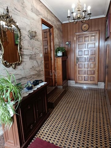 4 sypialnia Willa na sprzedaż w Miasto León - 115 000 € (Ref: 9987641)