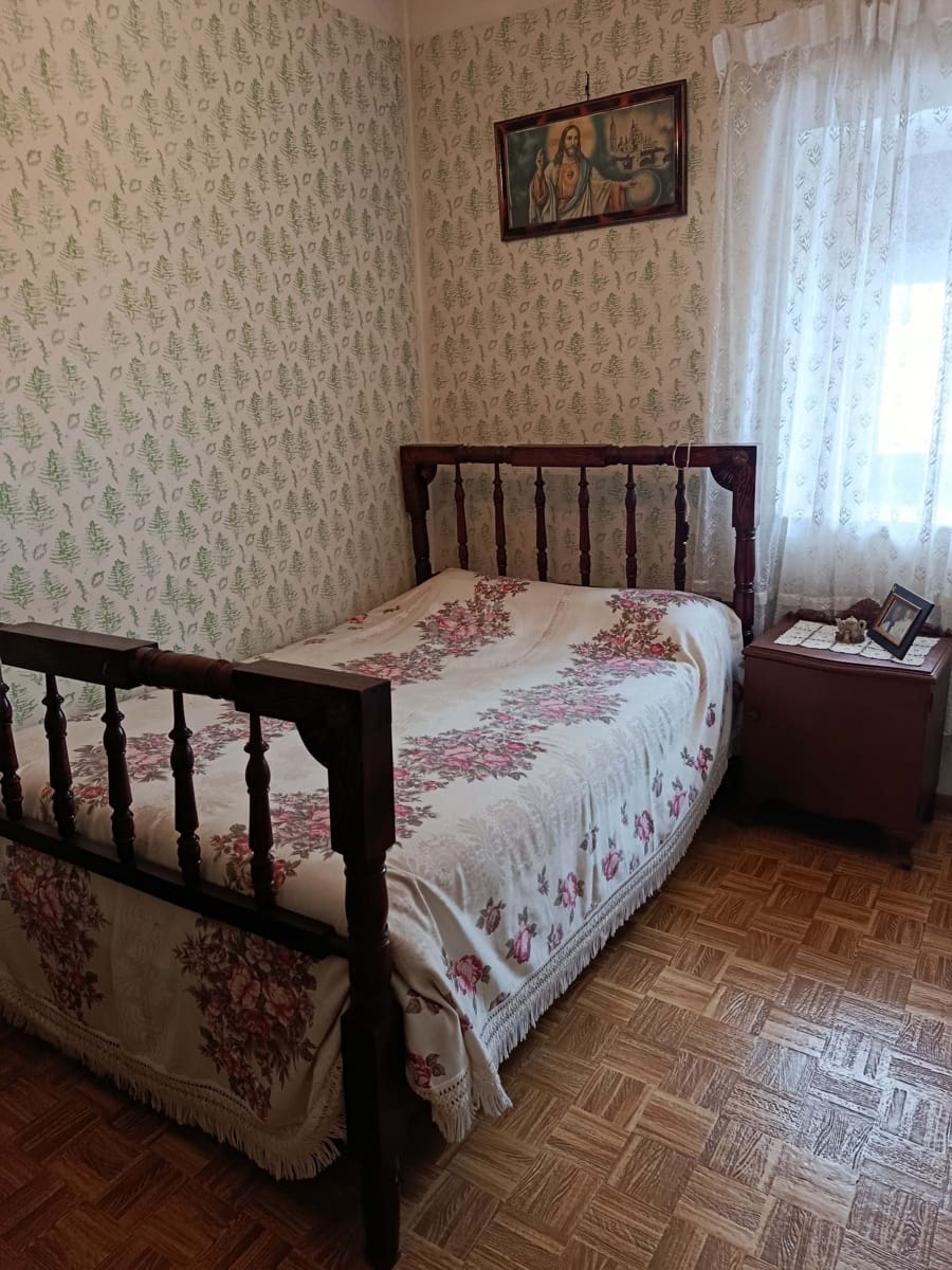 4 sovrum Villa till salu i Leon stad - 115 000 € (Ref: 9987641)