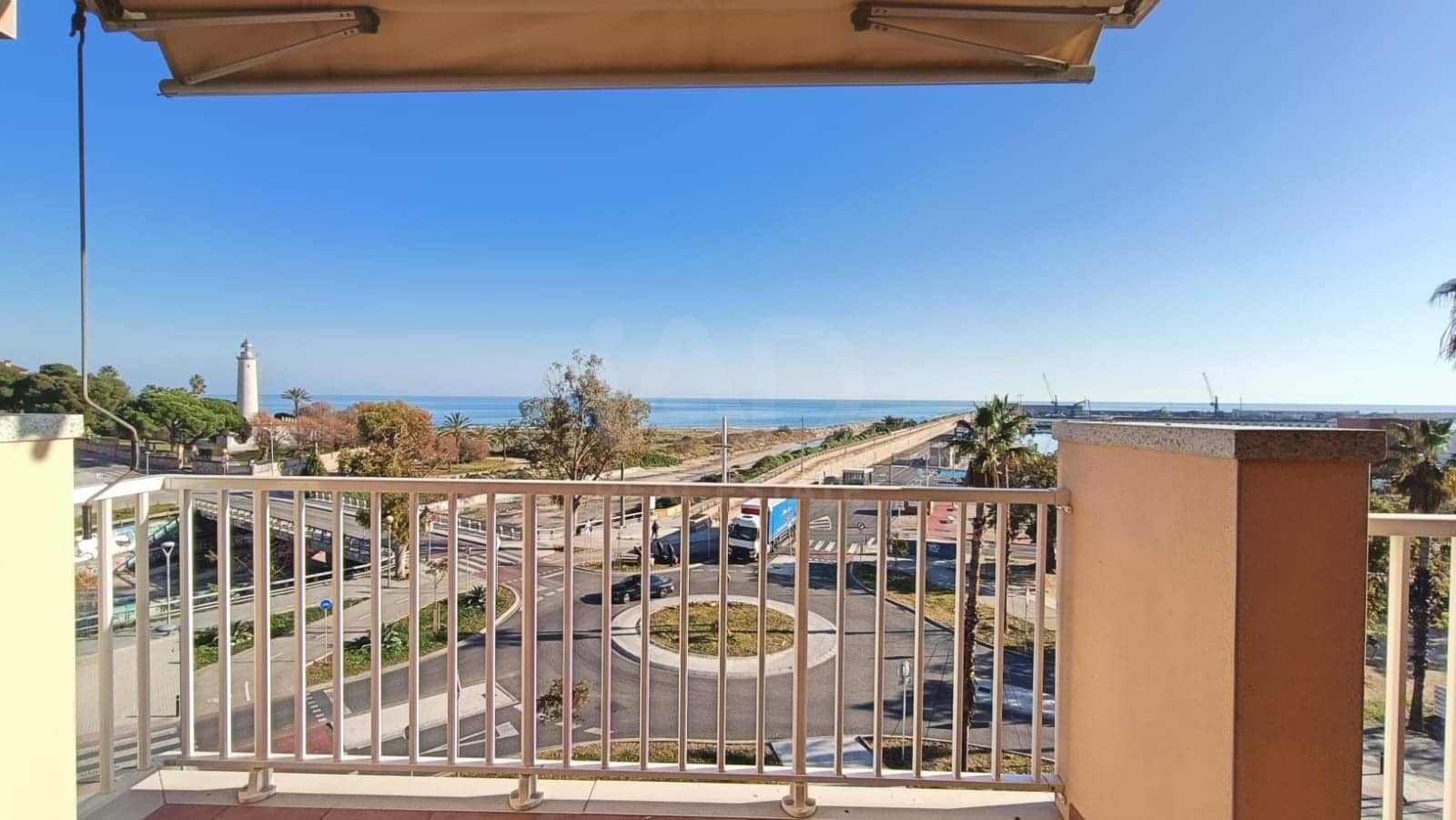 4 bedroom Apartment for sale in Vilanova i la Geltru - € 535,000 (Ref: 9987642)
