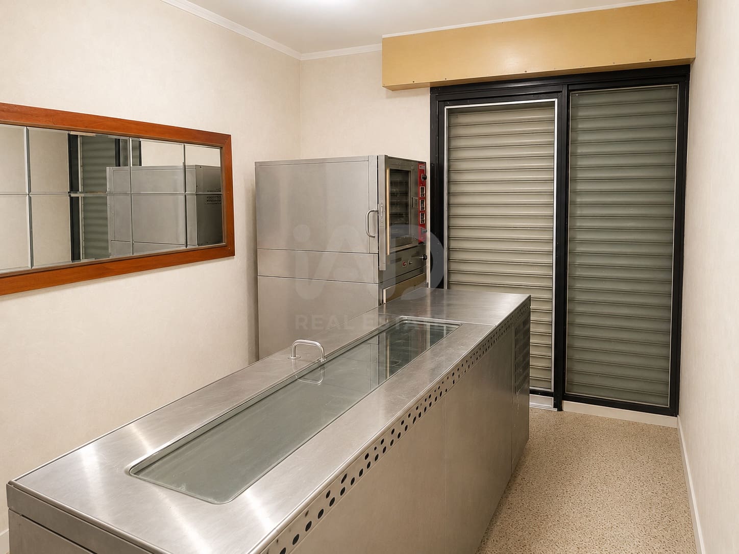 2 makuuhuone Kaupallinen myytävänä paikassa Barcelona kaupunki - 165 000 € (Ref: 9987643)