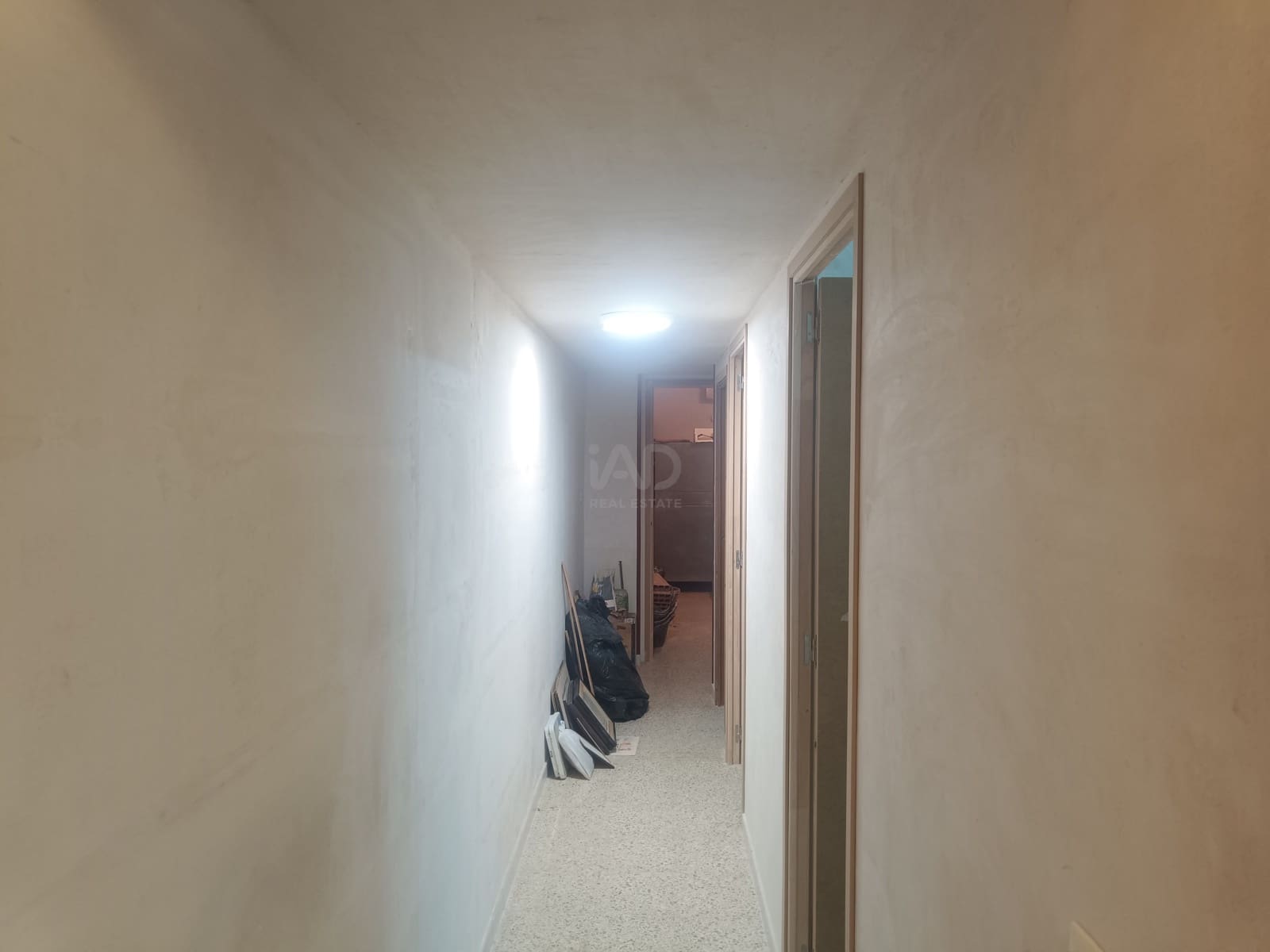 2 makuuhuone Kaupallinen myytävänä paikassa Barcelona kaupunki - 165 000 € (Ref: 9987643)