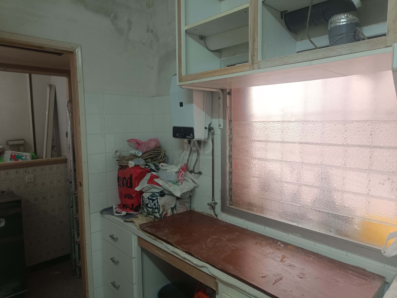 2 makuuhuone Kaupallinen myytävänä paikassa Barcelona kaupunki - 165 000 € (Ref: 9987643)