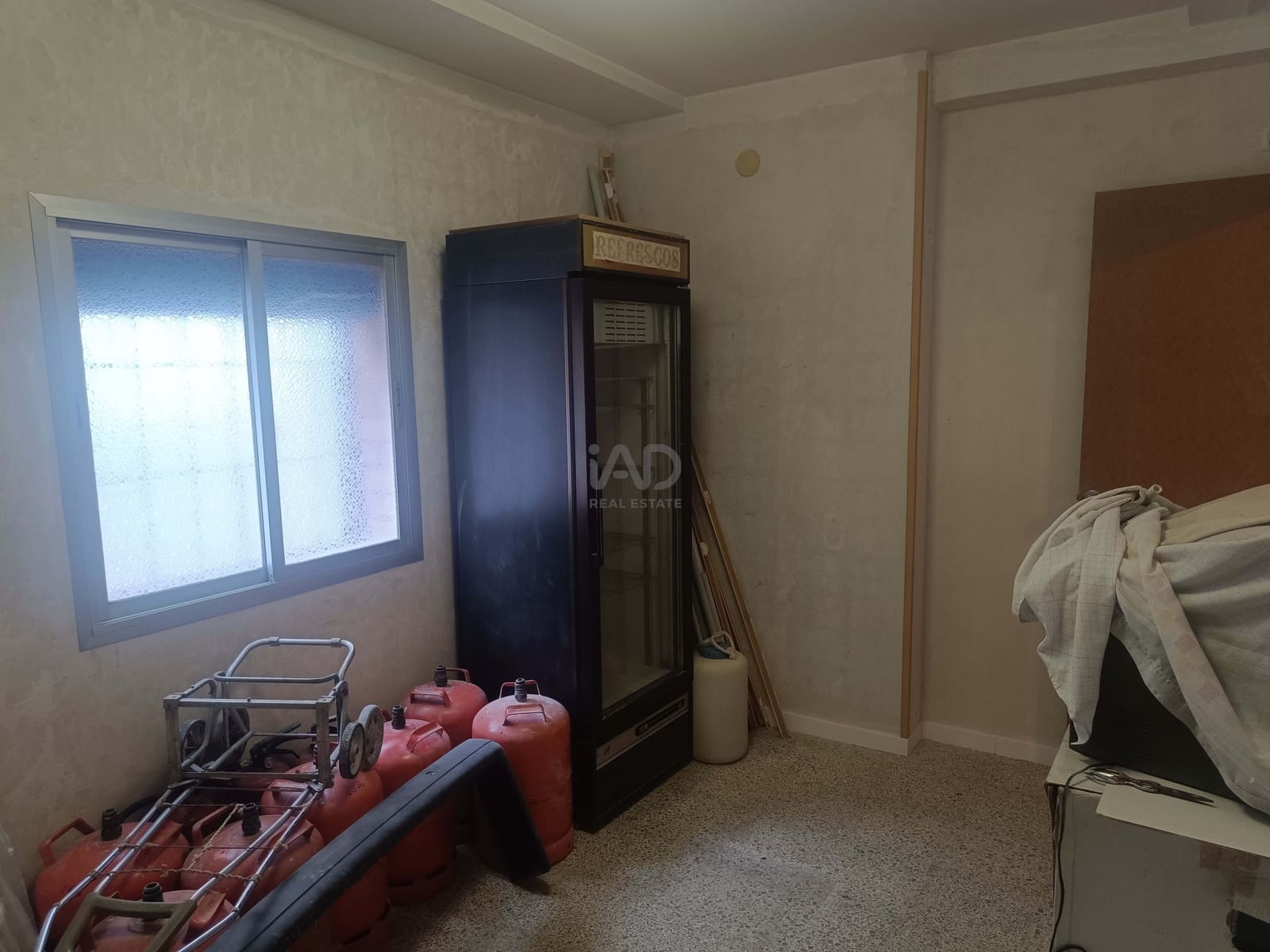 2 makuuhuone Kaupallinen myytävänä paikassa Barcelona kaupunki - 165 000 € (Ref: 9987643)