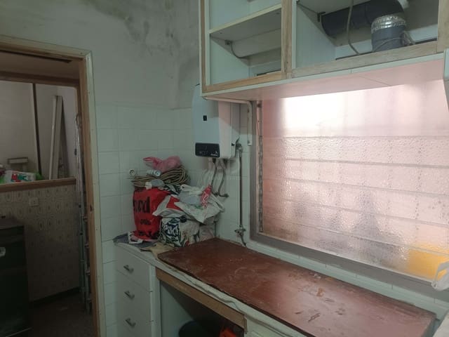 2 soveværelse Erhverv til salg i Canyelles, Barcelona by - € 165.000 (Ref: 9987643)