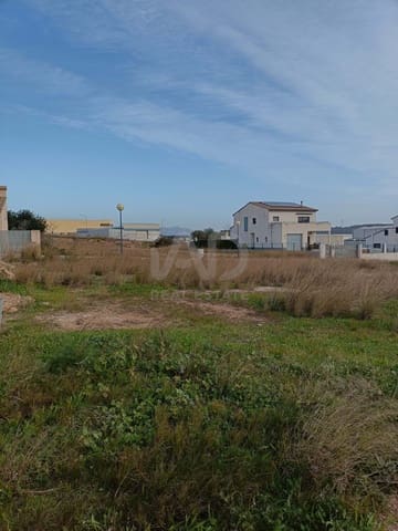 Ubebygd land til salgs i Tarragona by - € 75 000 (Ref: 9987644)