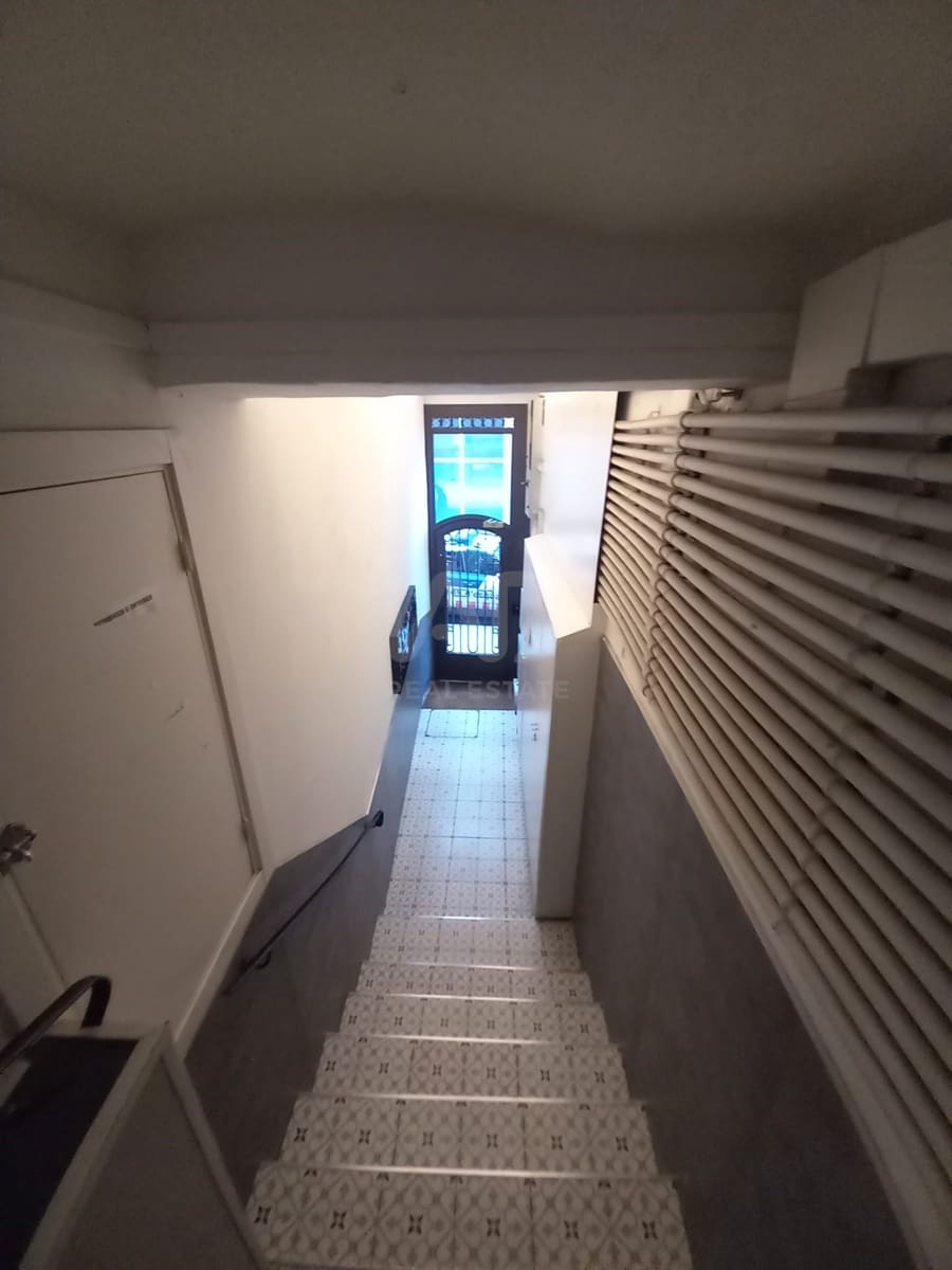 Gewerbe zu verkaufen in Barcelona Stadt - 234.900 € (Ref: 9987646)