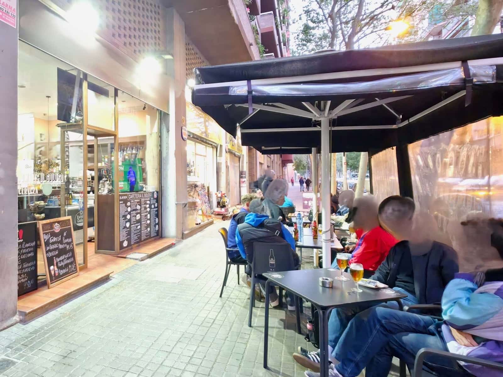 Erhverv til salg i Barcelona by - € 63.000 (Ref: 9987650)