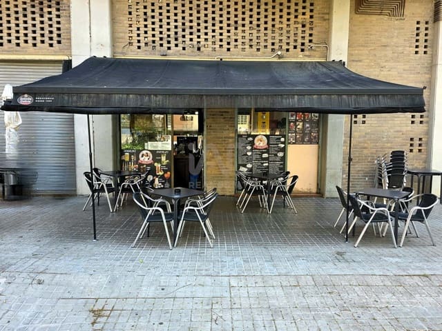 Kommersiell til salgs i Barcelona by - € 63 000 (Ref: 9987650)