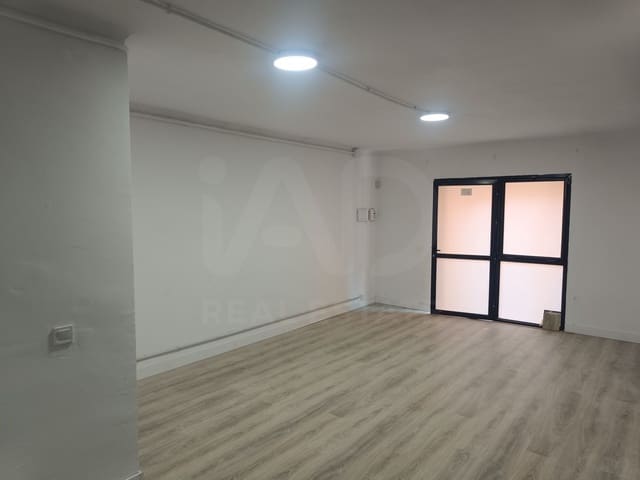 1 chambre Local Commercial à vendre à Barcelone ville - 82 500 € (Ref: 9987651)