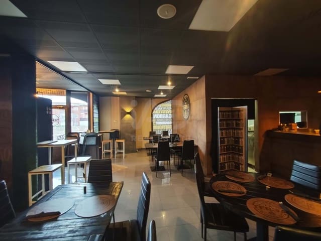 Comercial para arrendar em Madrid cidade - 2 100 € (Ref: 9987652)