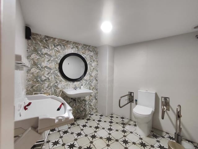 Comercial para arrendar em Madrid cidade - 2 100 € (Ref: 9987652)