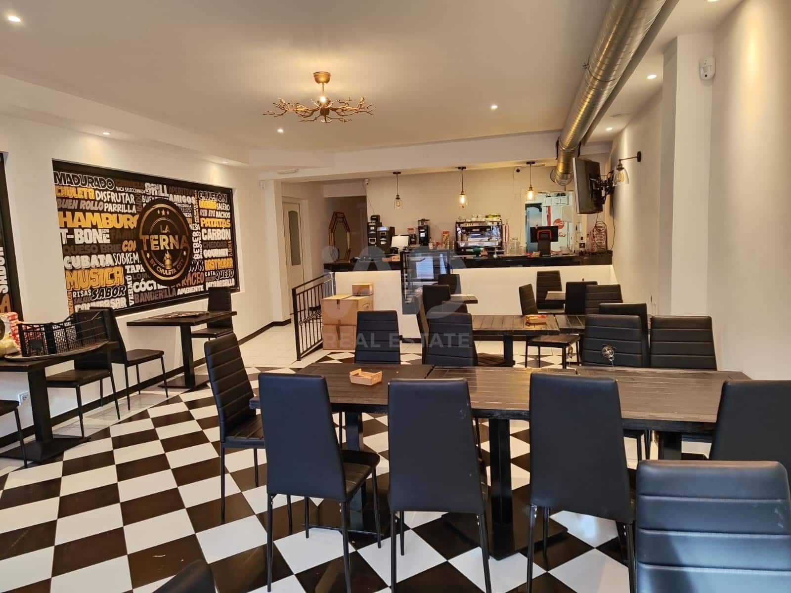 Comercial para arrendar em Madrid cidade - 1 500 € (Ref: 9987654)