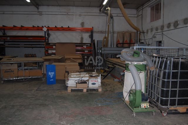 3 soverom Kommersiell til salgs i Madrid by - € 276 800 (Ref: 9987655)