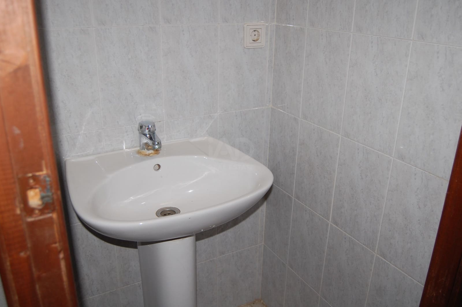3 makuuhuone Kaupallinen myytävänä paikassa Madrid kaupunki - 276 800 € (Ref: 9987655)