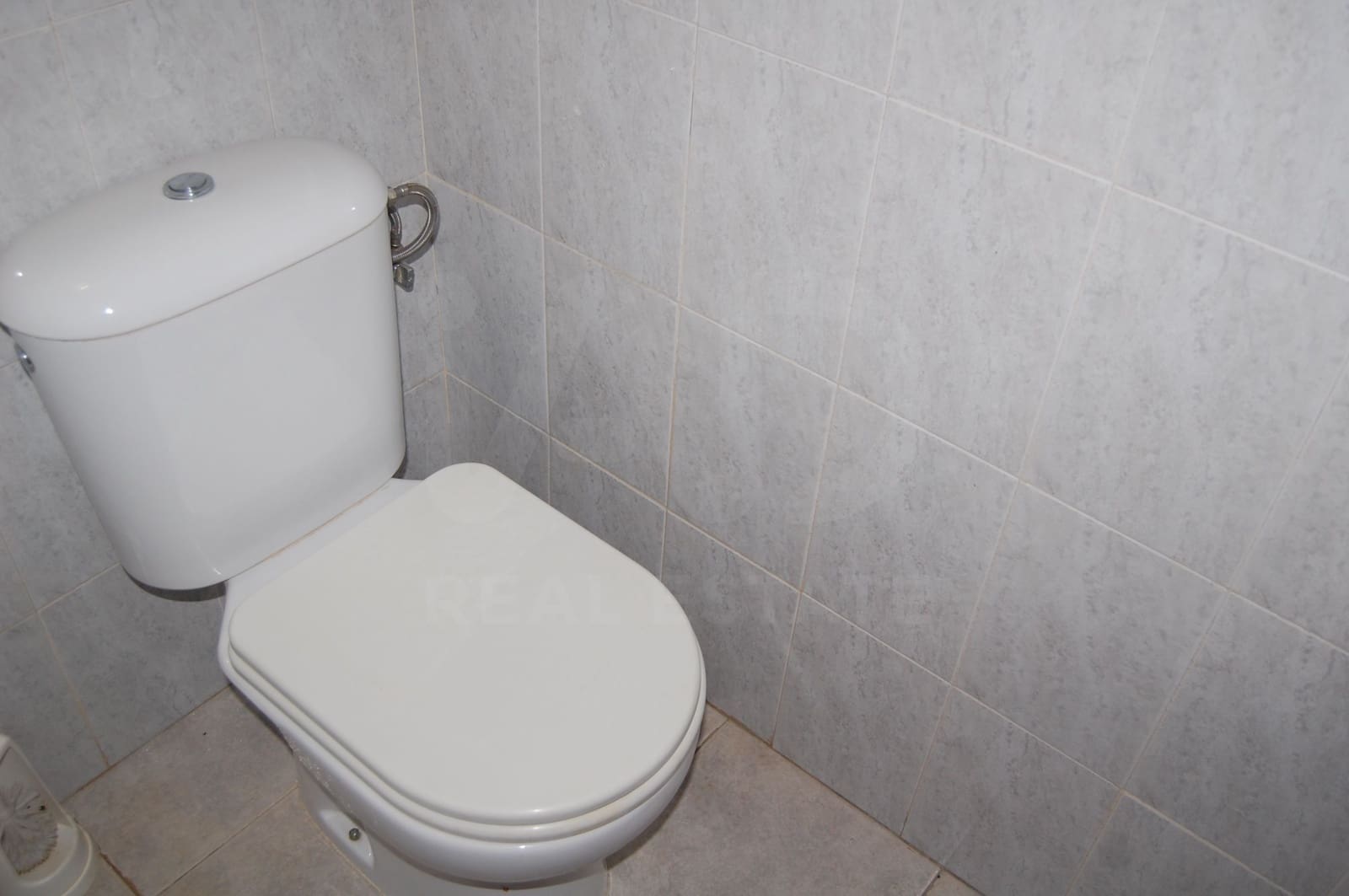 3 bedroom Commercial for sale in Humanes de Madrid - € 269,990 (Ref: 9987655)
