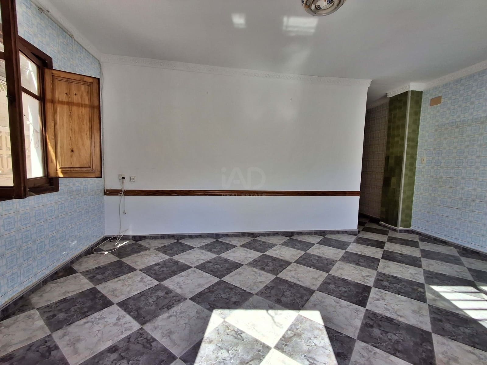Chalet de 2 habitaciones en València ciudad en venta - 179.000 € (Ref: 9987657)