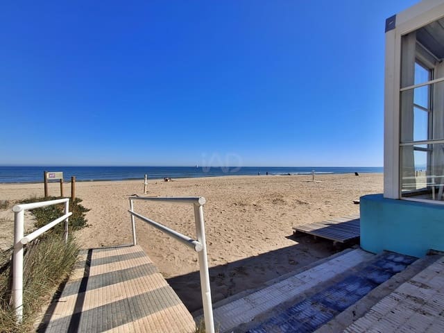 Chalet de 2 habitaciones en València ciudad en venta - 179.000 € (Ref: 9987657)
