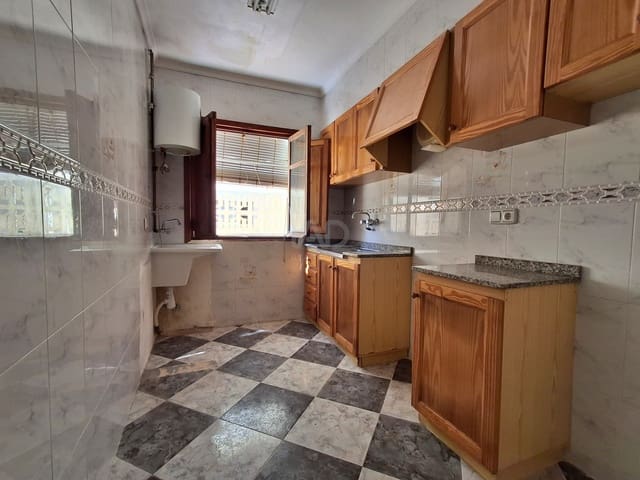 Chalet de 2 habitaciones en València ciudad en venta - 179.000 € (Ref: 9987657)