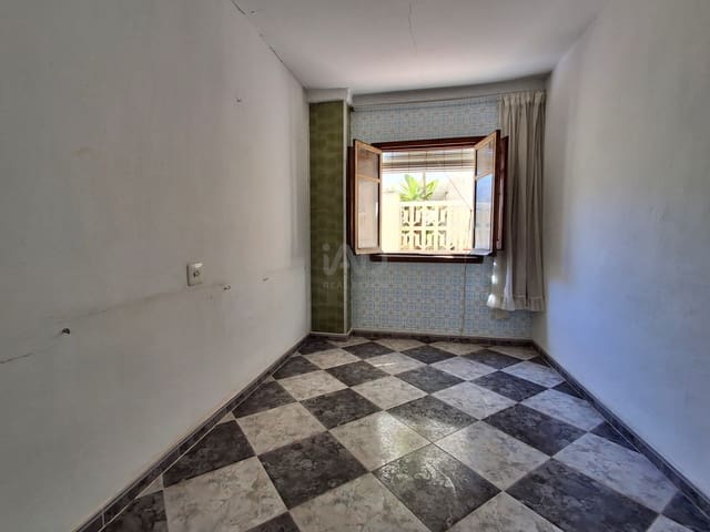Chalet de 2 habitaciones en València ciudad en venta - 179.000 € (Ref: 9987657)