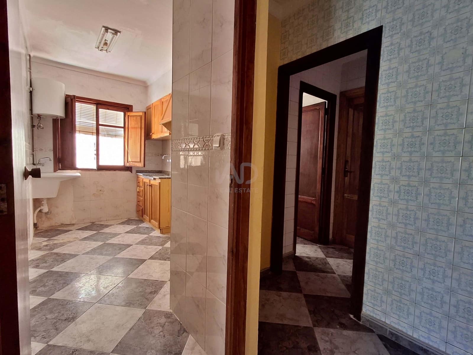 Chalet de 2 habitaciones en València ciudad en venta - 179.000 € (Ref: 9987657)