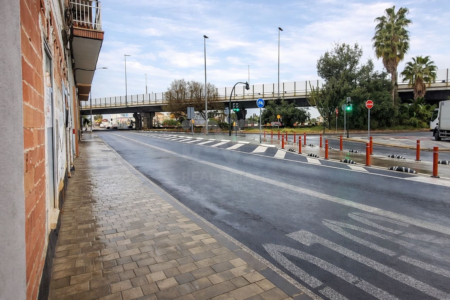 2 soverom Kommersiell til leie i Murcia by - € 1 450 (Ref: 9987659)